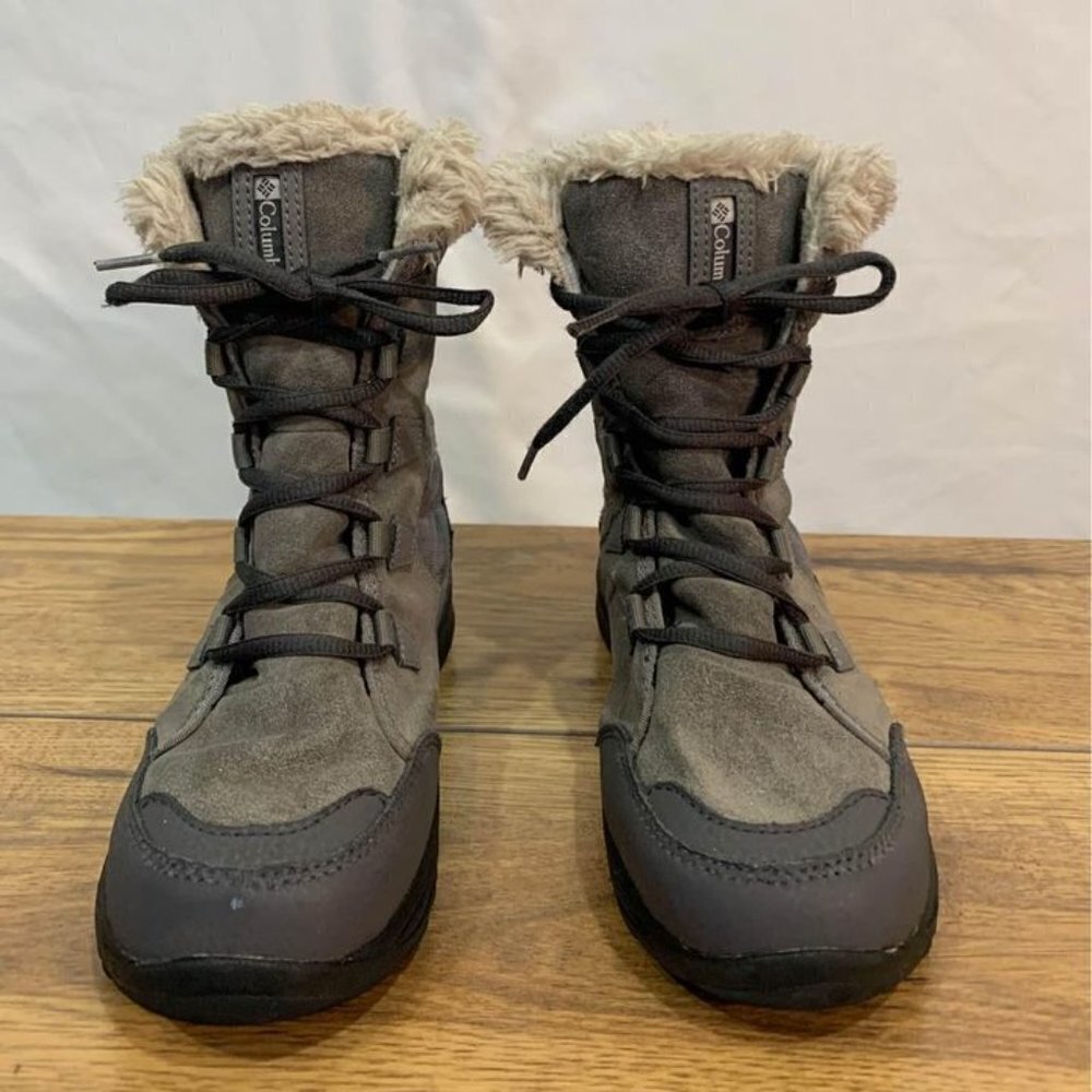 ❄️COLUMBIA hiker winter boots. Waterproof, anti slip. Girls size 2. Gray. …